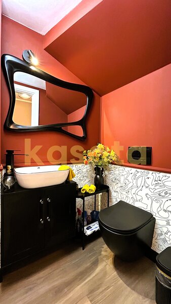 Vila Cosmopolis, complet renovata, premium, mansarda amenajata.
