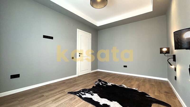 Vila Cosmopolis, complet renovata, premium, mansarda amenajata.