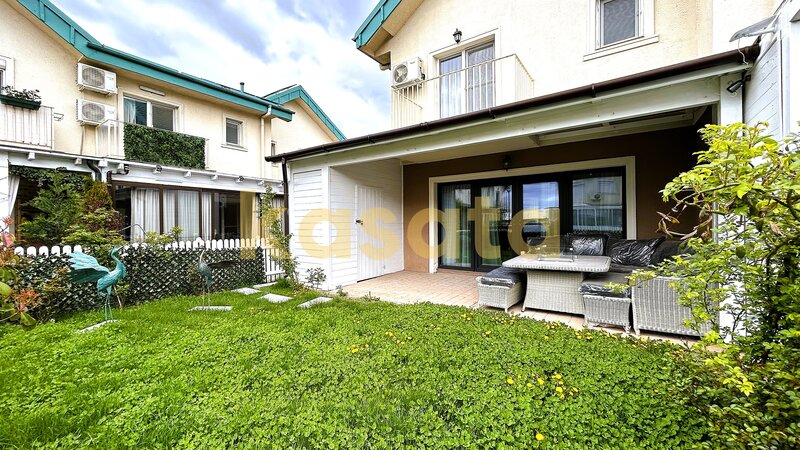 Vila Cosmopolis, complet renovata, premium, mansarda amenajata.